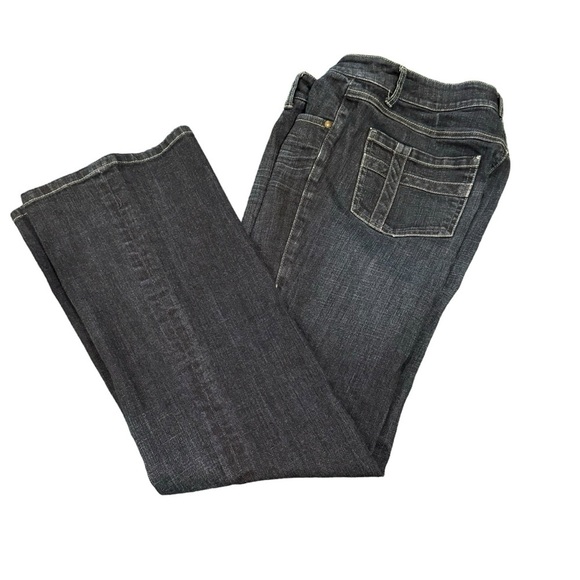 Cabi Down Flare Jeans Size 6. Back pocket detail. - Picture 3 of 6